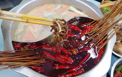 串串香與麻辣燙區別你知道嗎？